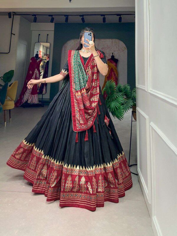 Women's Stitched Ethnic Lehenga Choli with Zari Border & Contrast Dupatta